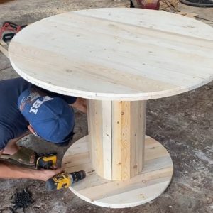 Amazing Creative Design Ideas Woodworking Project Cheap - Build A Outdoor Round Tables From Pallets