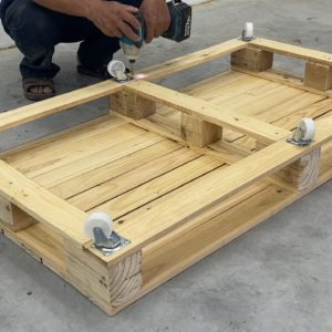 Amazing Woodworking Design Ideas With Pallets Anyone Can Do - Building A Fish Tank Combination Table