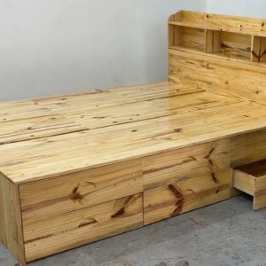 Amzing Woodworking Project The Optimal Solution For Tight Spaces - Build A Bed With Hidden Storage
