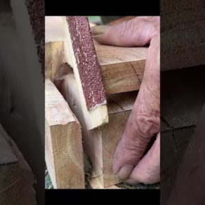Hand Cut Basic Triangle Wooden Joint.