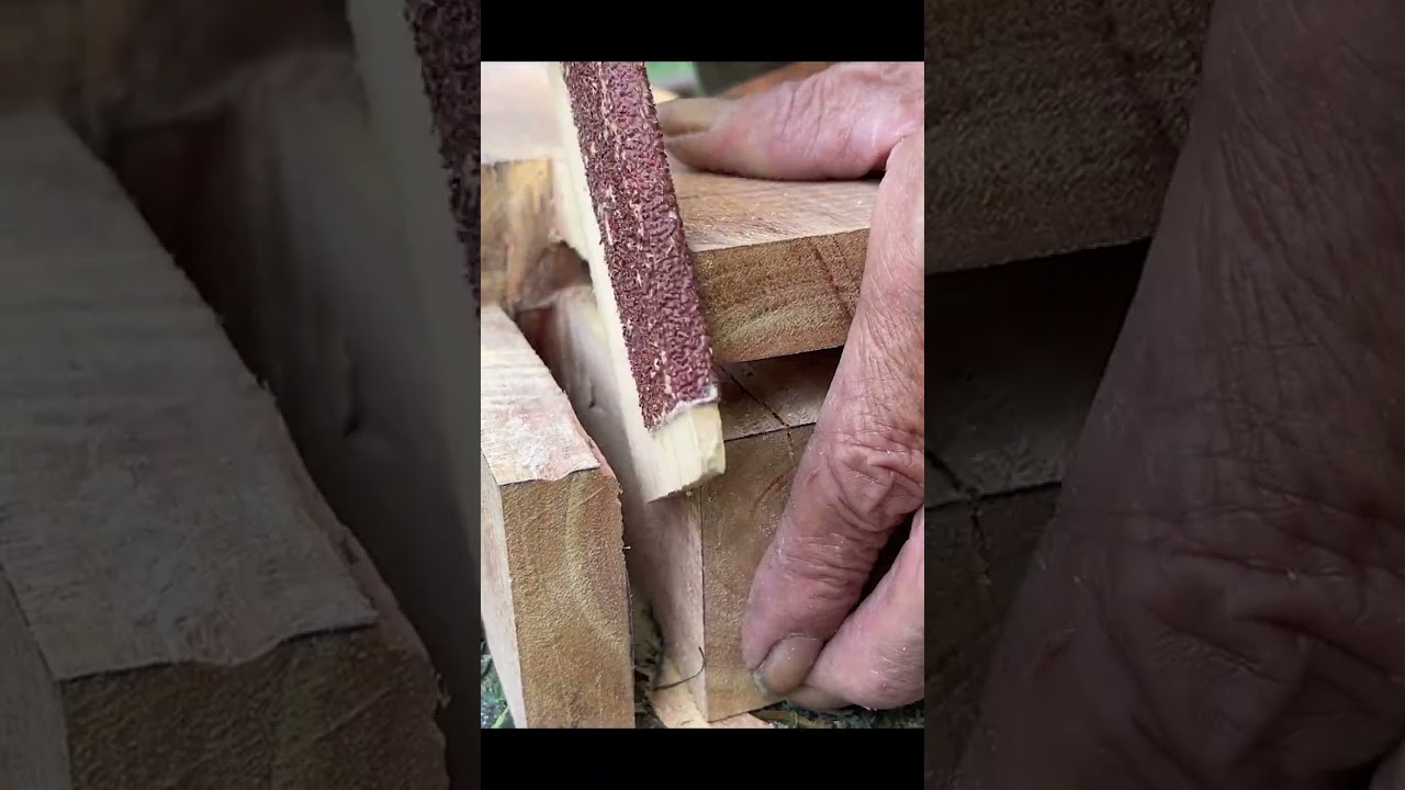 Hand Cut Basic Triangle Wooden Joint.